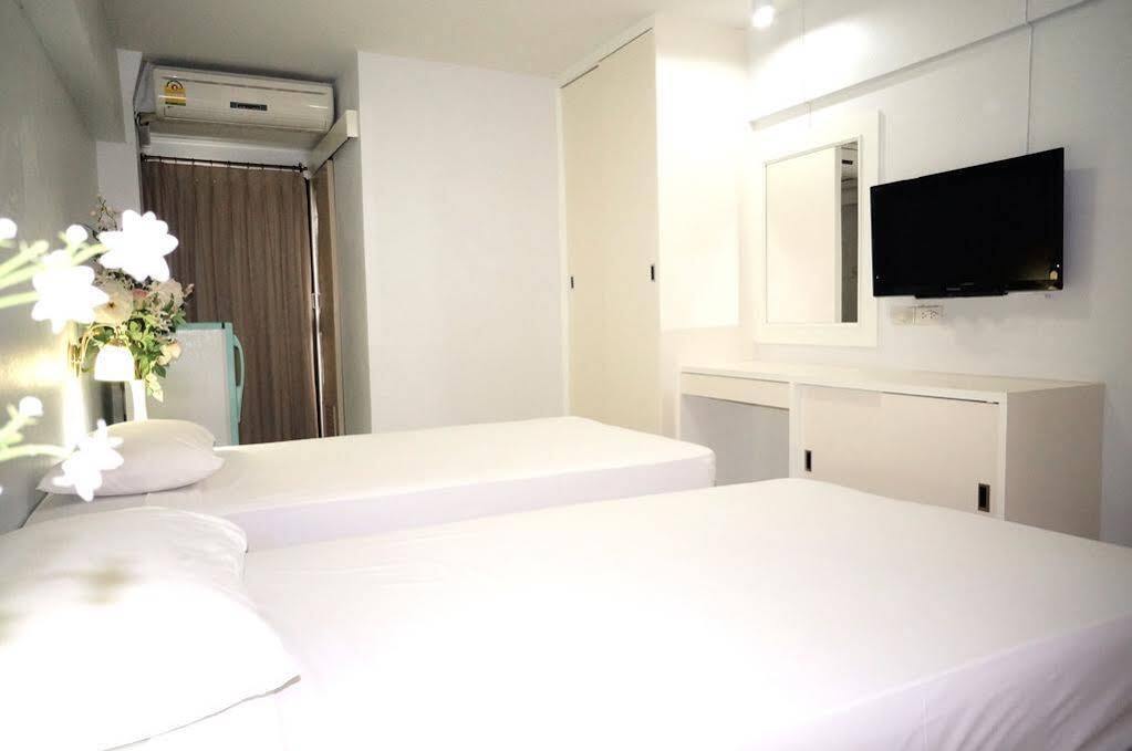 Baan Kaew Mansion Aparthotel Bangkok Luaran gambar